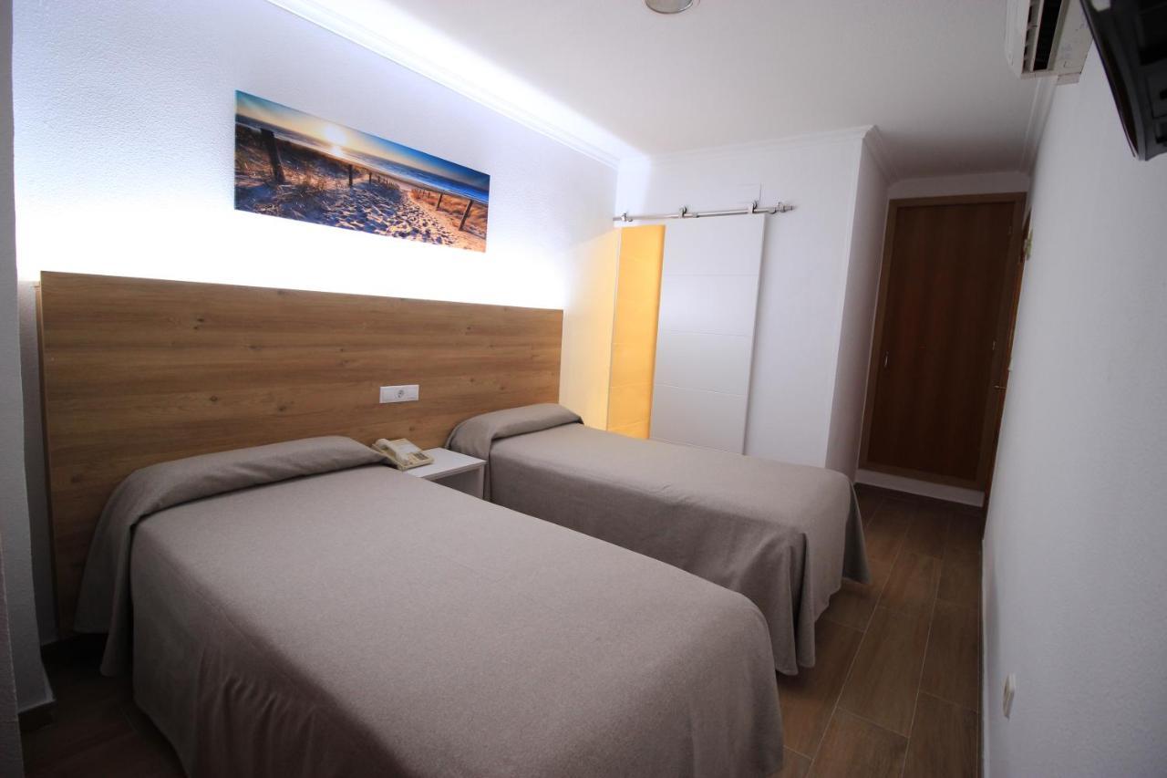 Hostal Pensimar El Altet Exterior foto