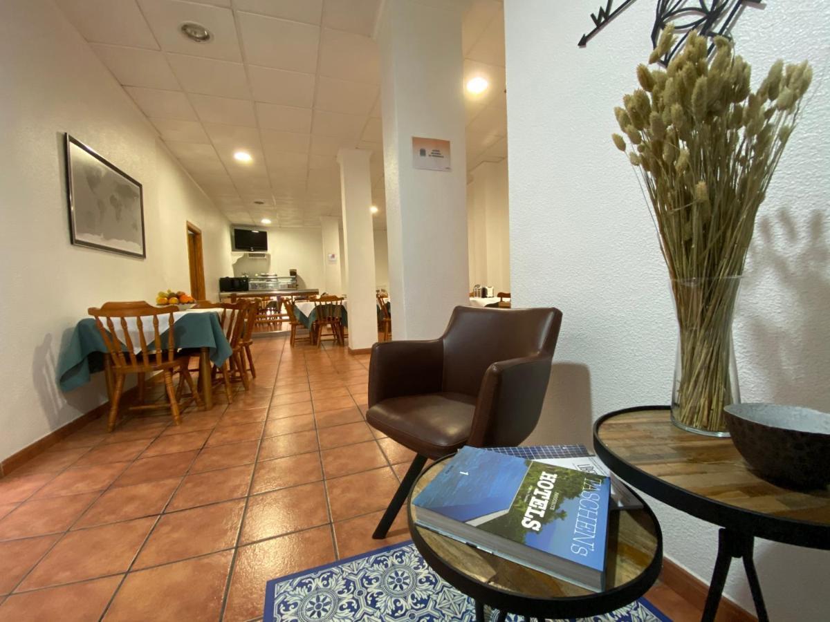 Hostal Pensimar El Altet Exterior foto